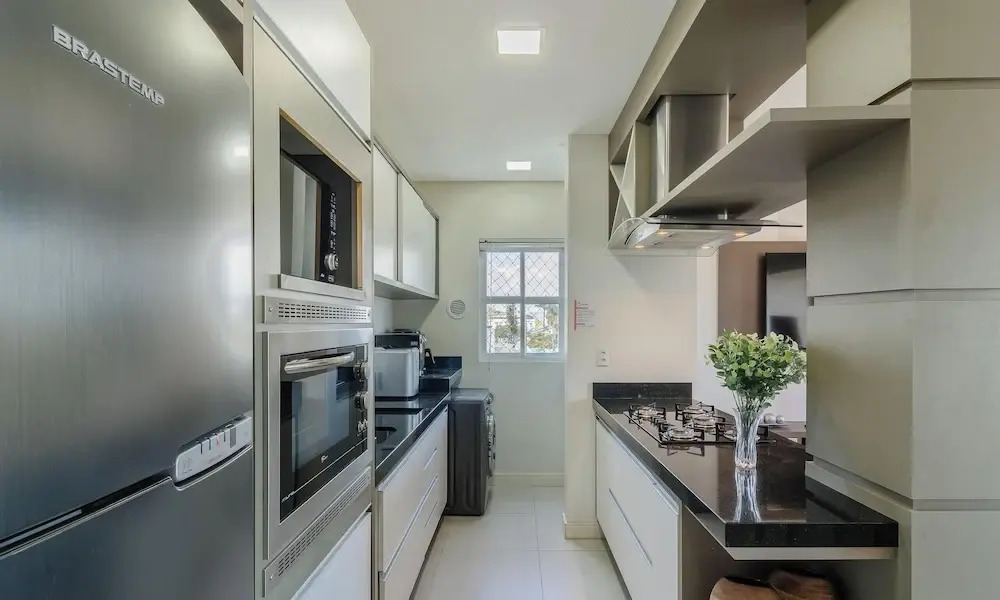 Apt w/ BBQ & View, 130m From Beach Rsd0202