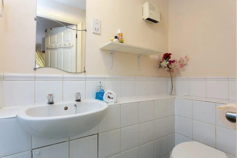 3 Bedroom Flat Near Canary Wharf
