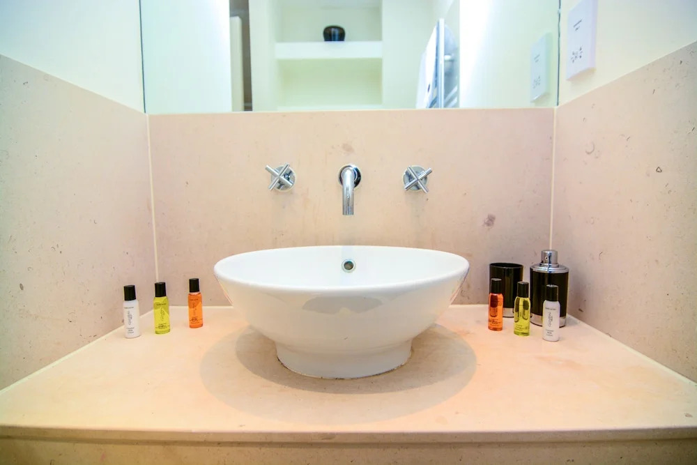 Discovery Dock Apartments East by Primestay London
