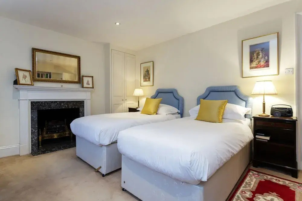 Veeve - Sloane Square Comfort