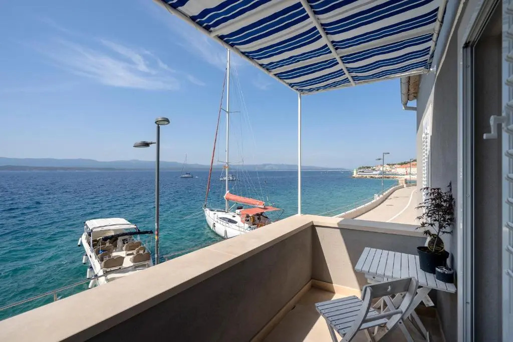 Exclusive Boutique Seaside Suites