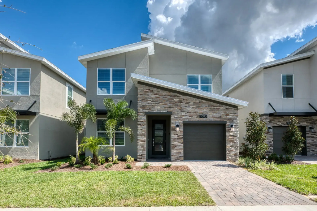 Super comfortable home in Champions Gate with private pool