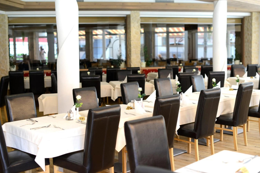 Aparthotel 333 mit Schwimmbad Kleinwalsertal