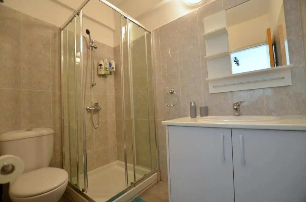 Blu Mackenzie 1 bdr Flat with Pool