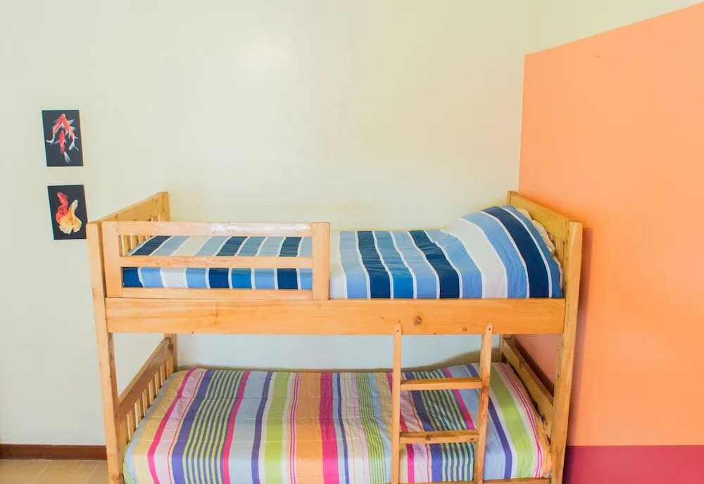 Naisula Place - Hostel