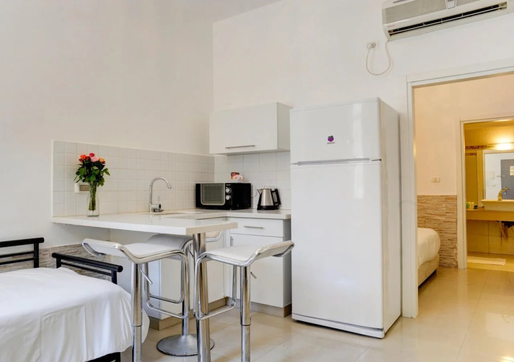 Liber Tel Aviv Sea Shore Suites BY RAPHAEL HOTELS