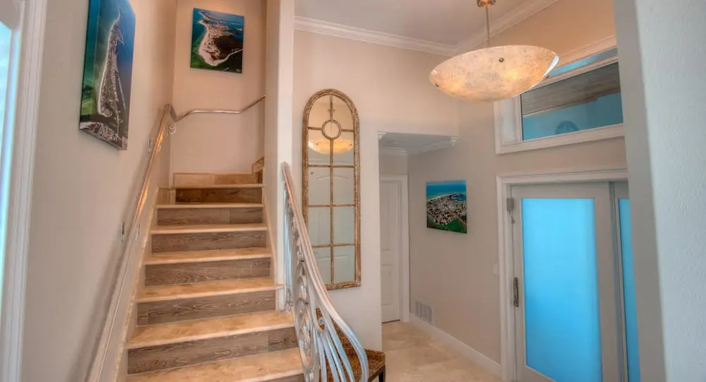 The Blue Horizon Apartment 9