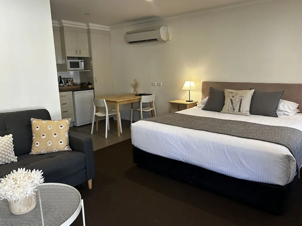 Millthorpe Motel