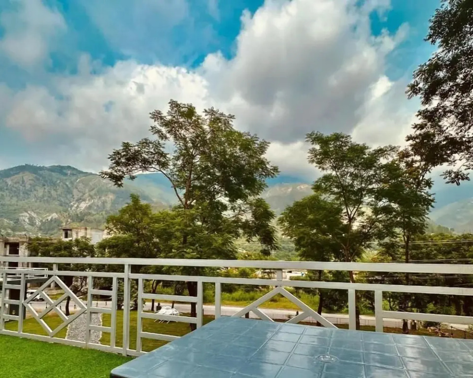 Valledor Resort