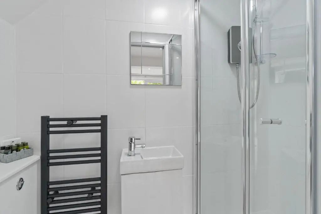 Stunning, Contemporary 1 Bedroom En-suite Annexe