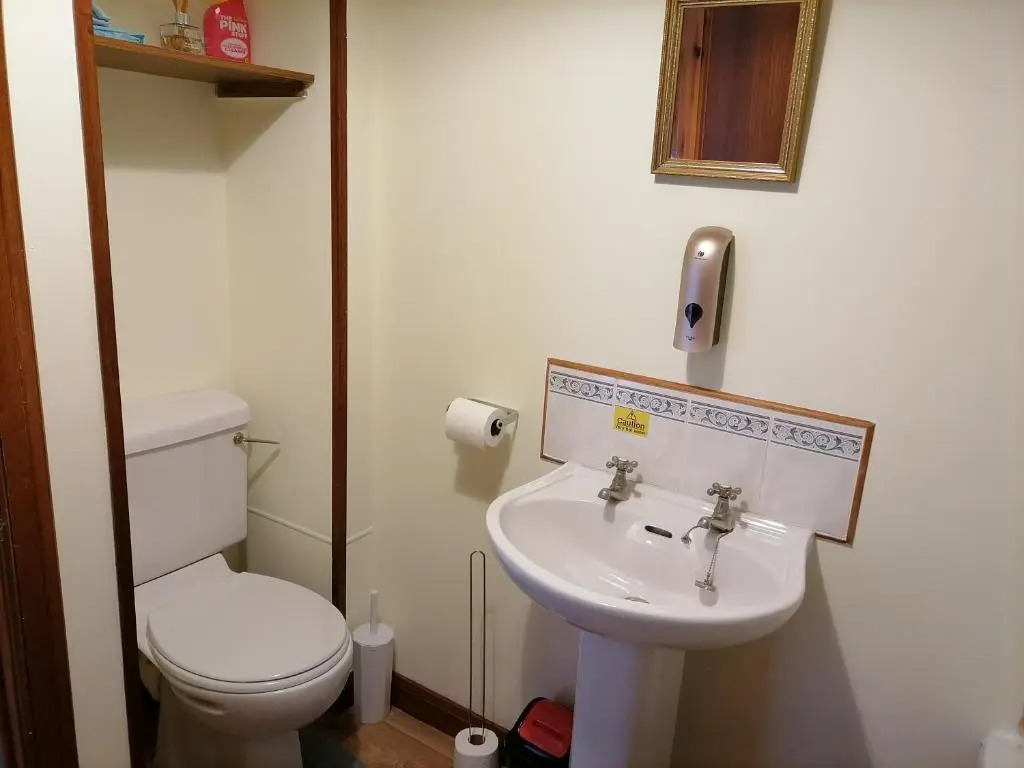 Impeccable 2-bed Flat in Wick