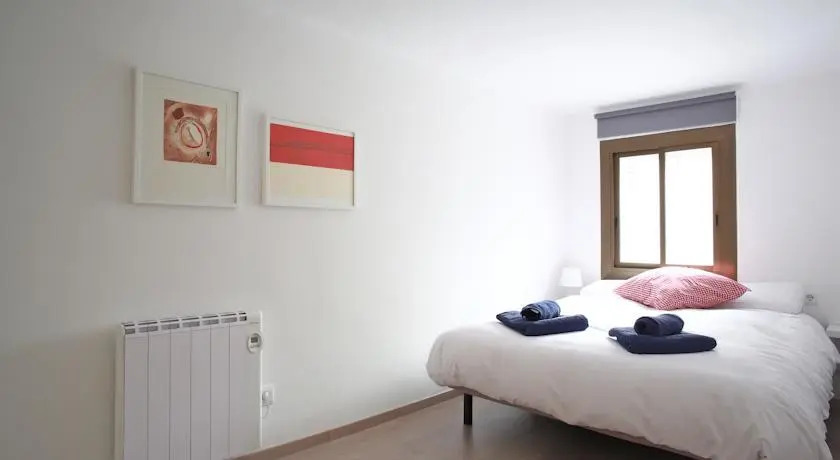 Gracia Barcelona Group Apartments