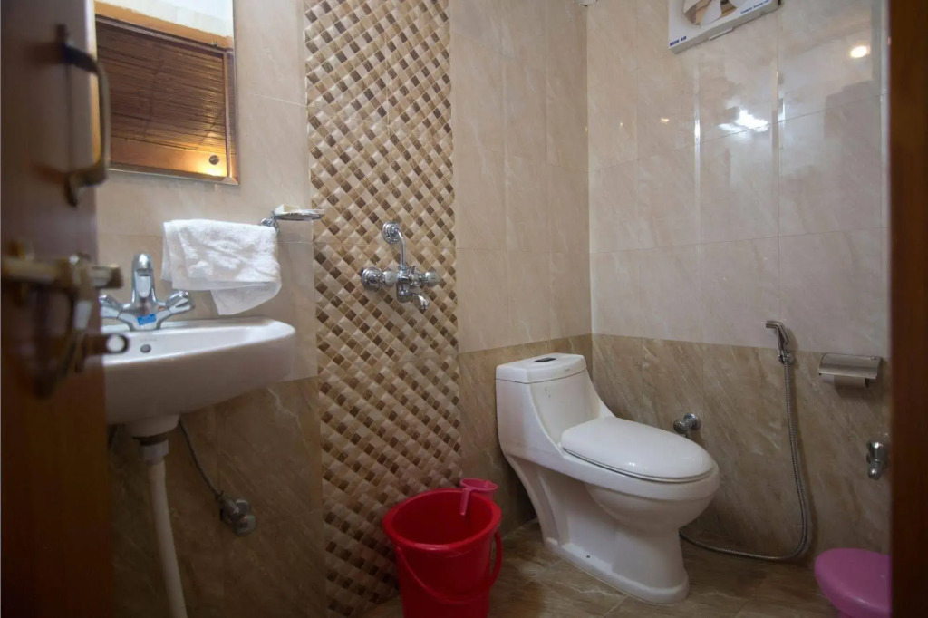 Apnayt Villa - A Luxury Homestay