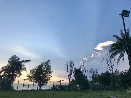 Ninghai Sunset Net Red Seaview Homestay (Vanke Shuangyuewan Branch)
