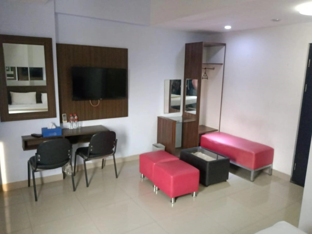 De La Charis Hotel Kediri