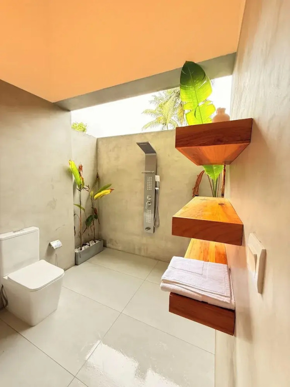 Kavana Resort and Villa