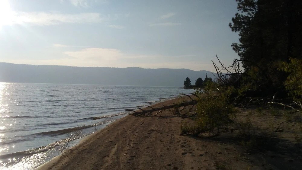 Cascade Lake Inn