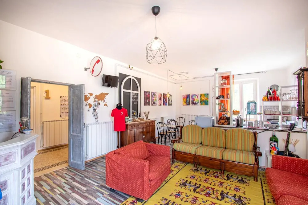 MAISON44 Guesthouse Bar Bistrot
