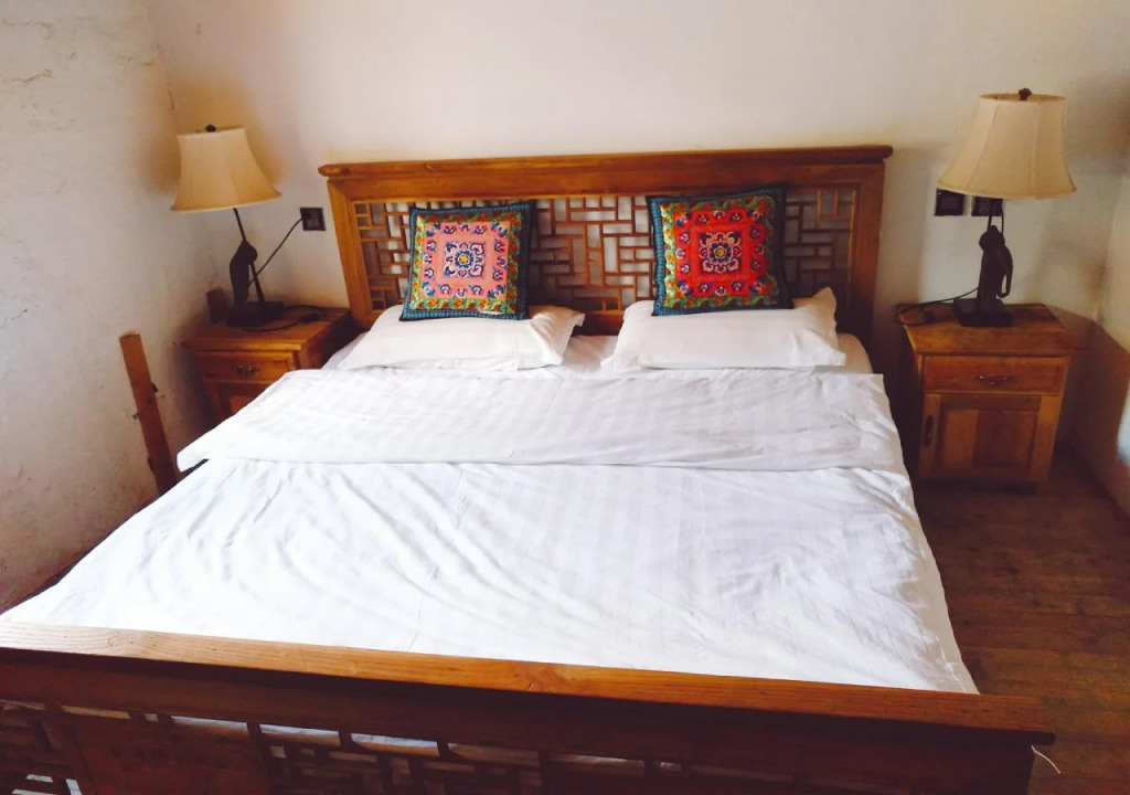 Hongcun Old House International Youth Hostel