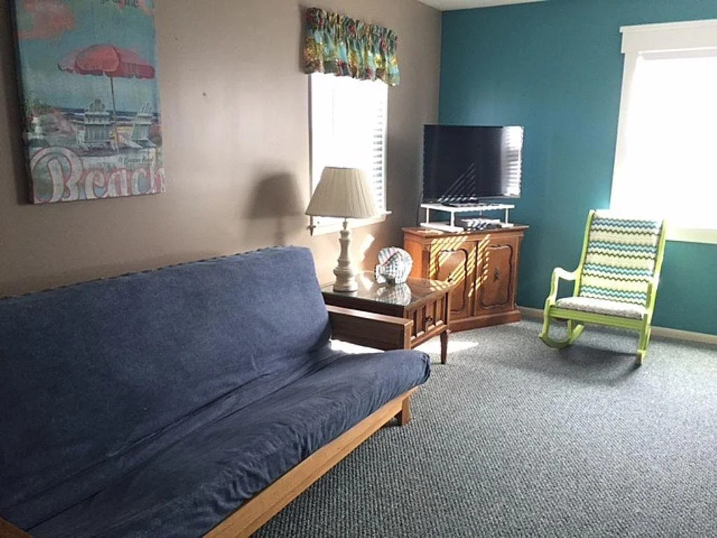 3/4 Time - 4 Br Home