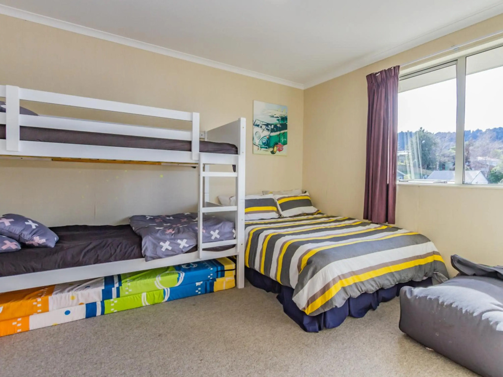 Tui's Lookout - Ohakune Holiday Home