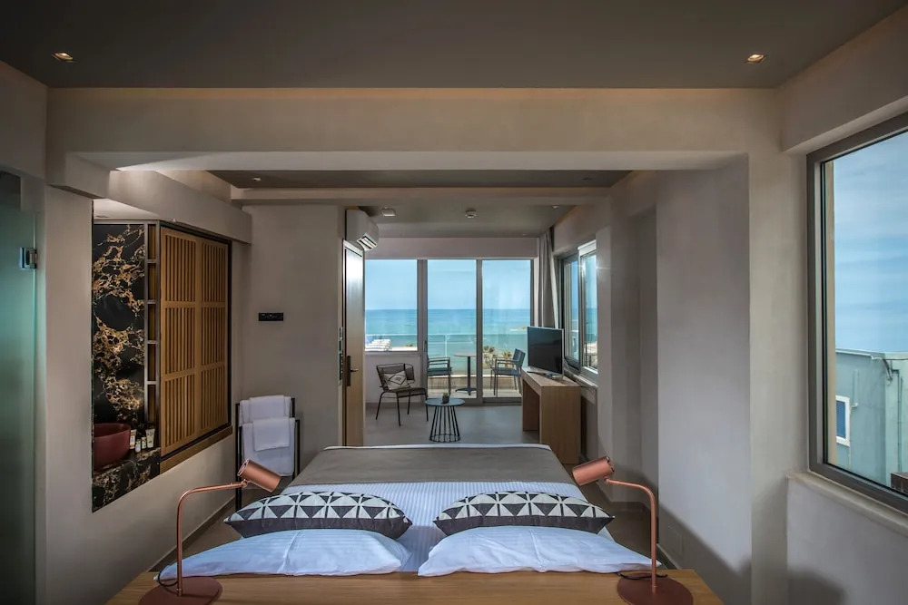 Riviera Boutique Hotel