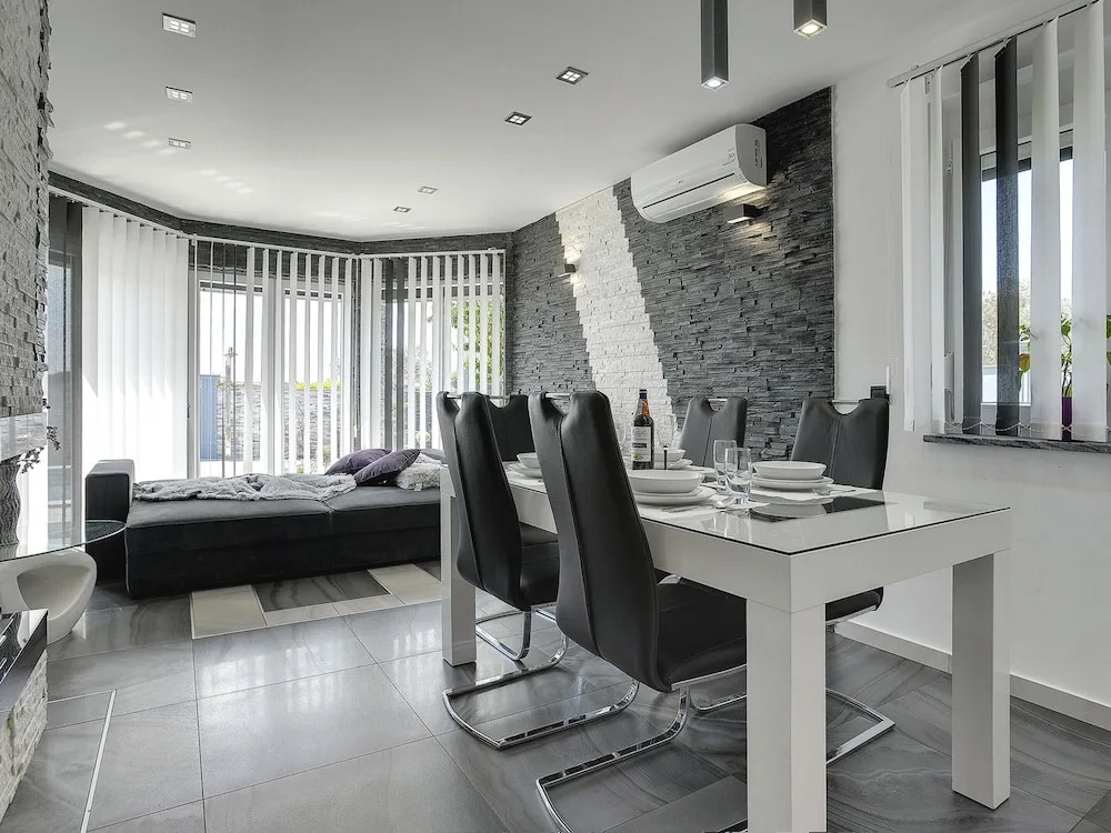 Modern Villa With Private Pool Consisting of 2 Apartments Near the Beach