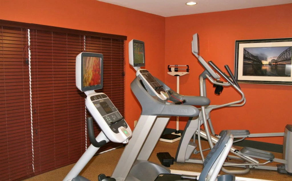 Holiday Inn Express Hotel & Suites Brooksville West by IHG