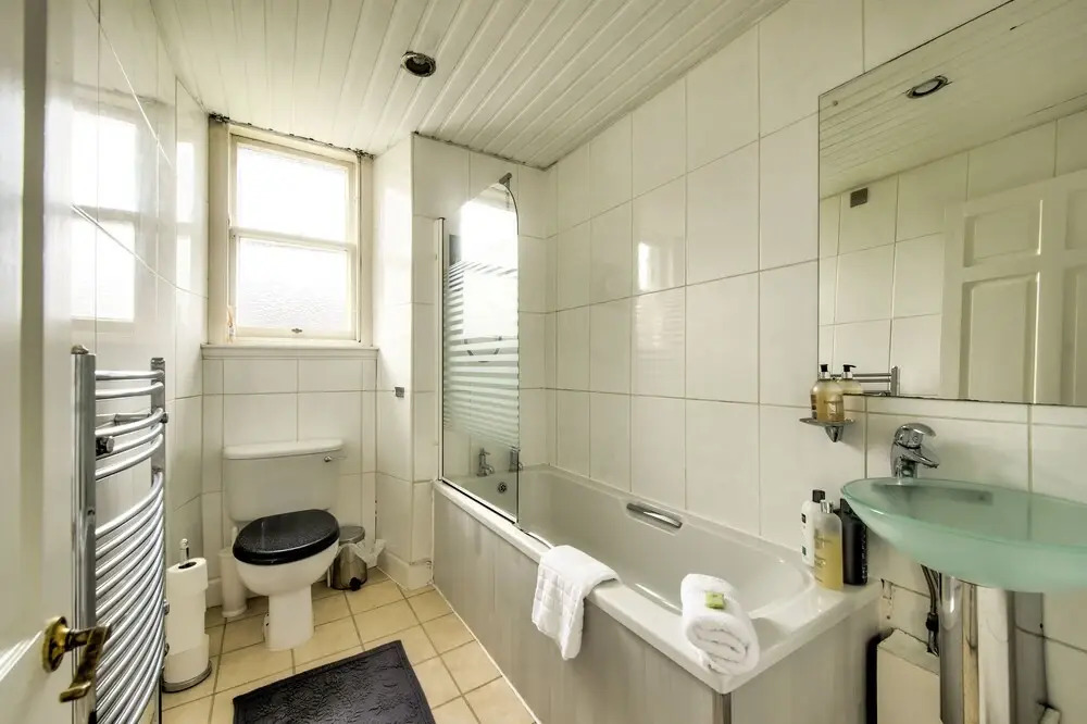 Manor Place Apartment