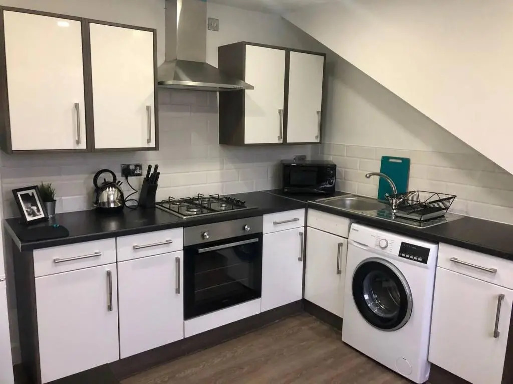 Spacious 1 Bed Apartment In The City Centre