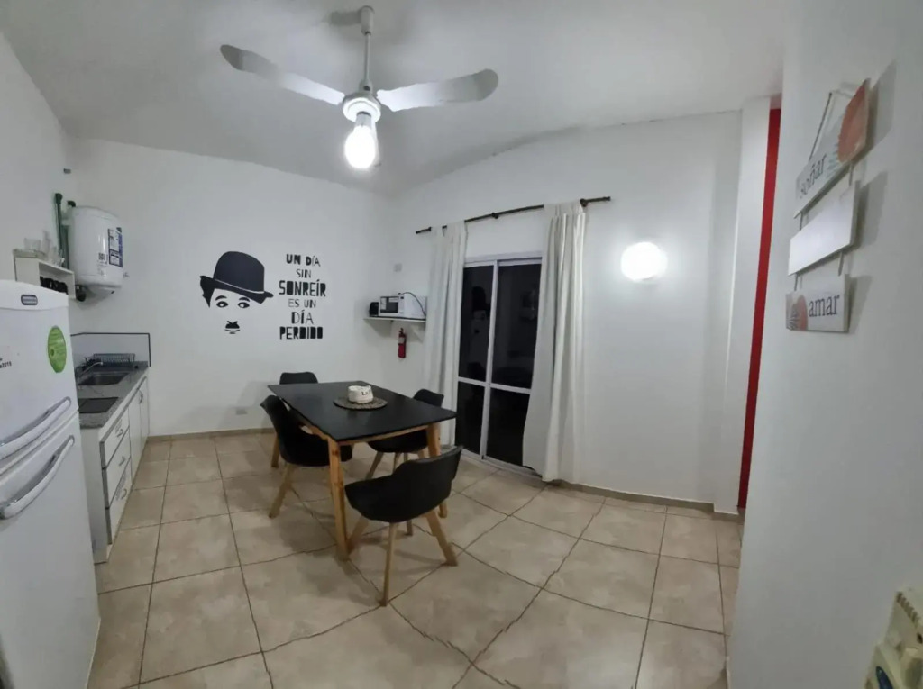 Dpto s/av Rafael Nuñez - 1 dorm y balcon