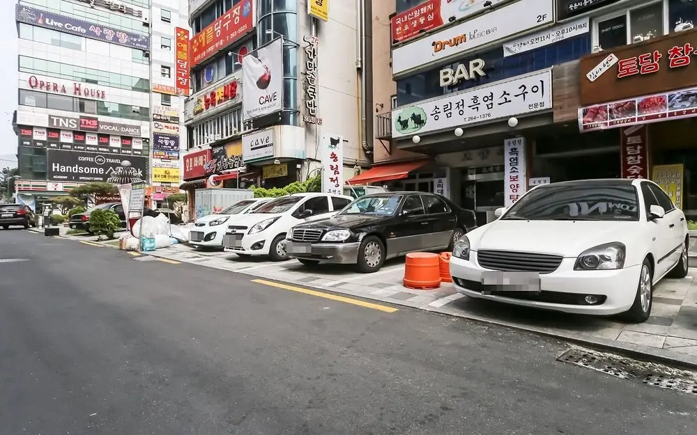Changwon Yongho-Dong Cafe