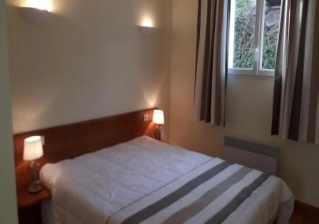 LOGEMENT T2 PMR piscine Privée 400m de la Plage