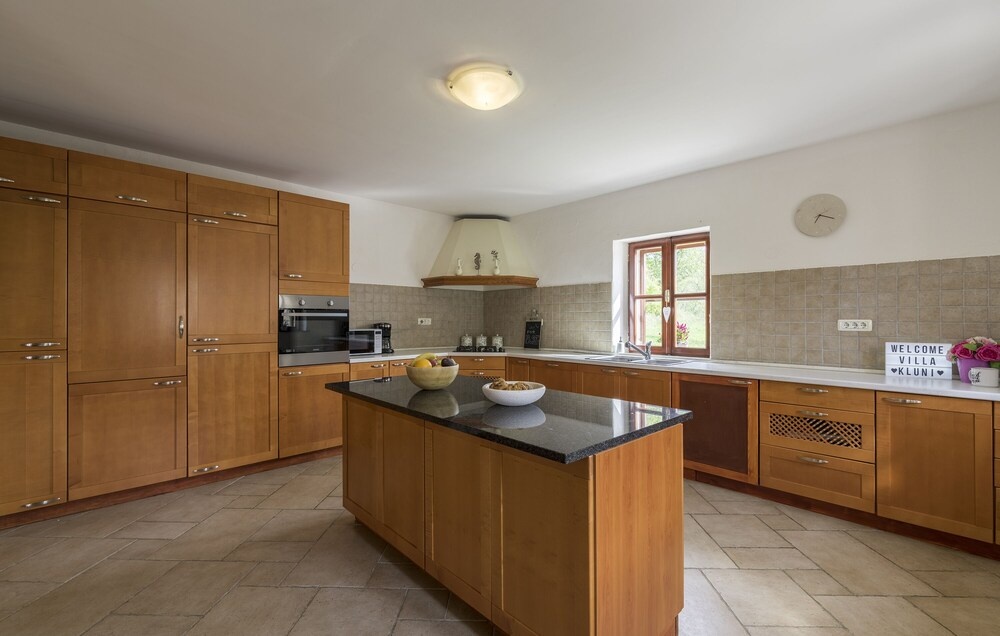 Villa Kluni by Rent Istria
