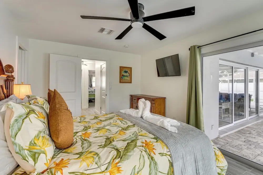 Fish & Swim: Waterfront Home w/ Dock in Cape Coral