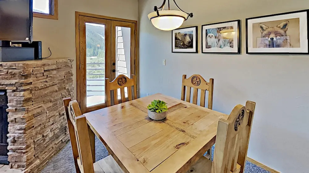 River Bank Lodge 2917