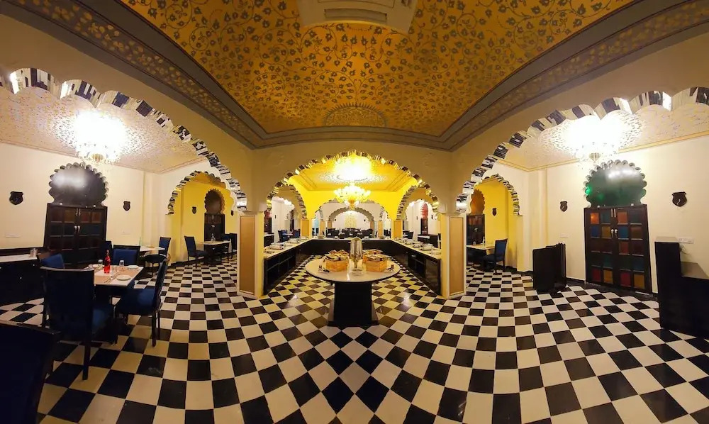 Kesarbagh Palace
