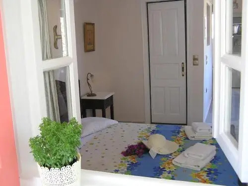 Eolos Apartments