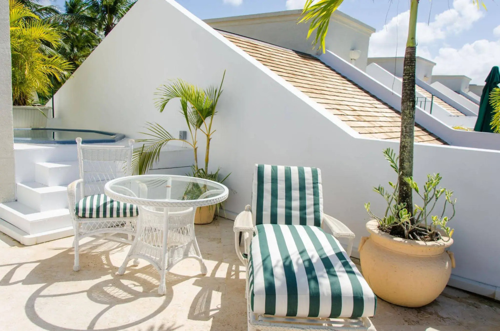 Mullins Bay Villas