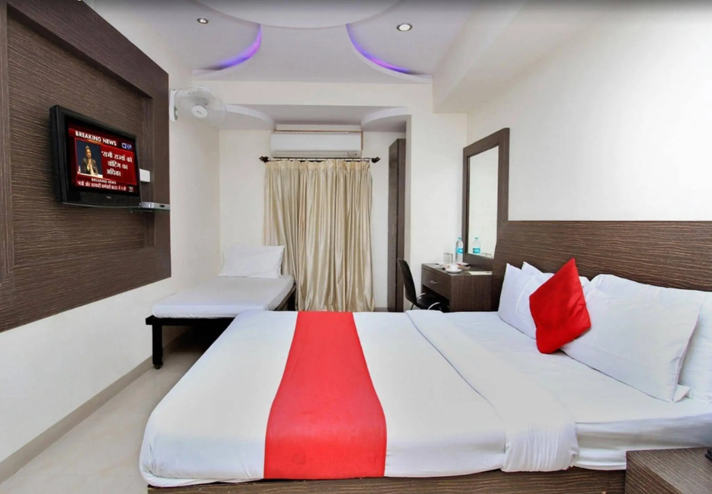 Hotel MB International