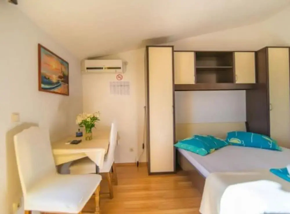 Apartments Cihorich