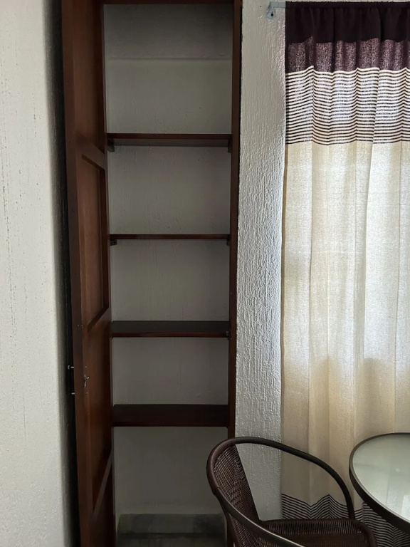 Habitaciones LEONOR