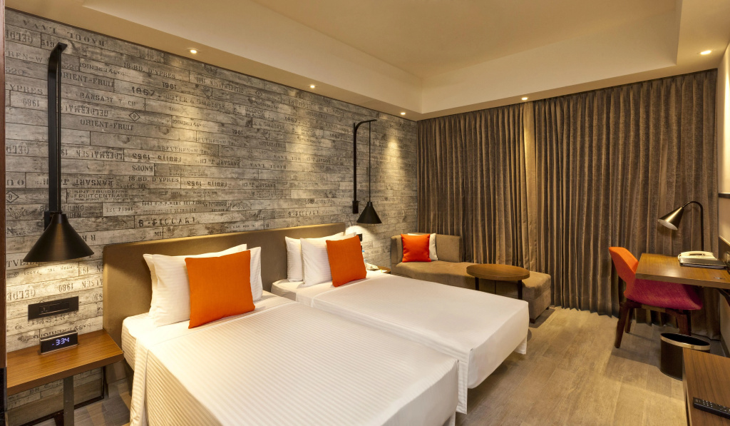 Lemon Tree Premier City Center Pune