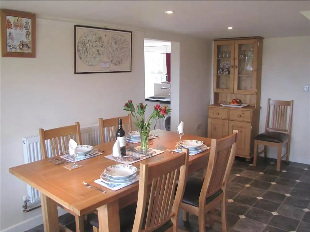 Hill Cottage