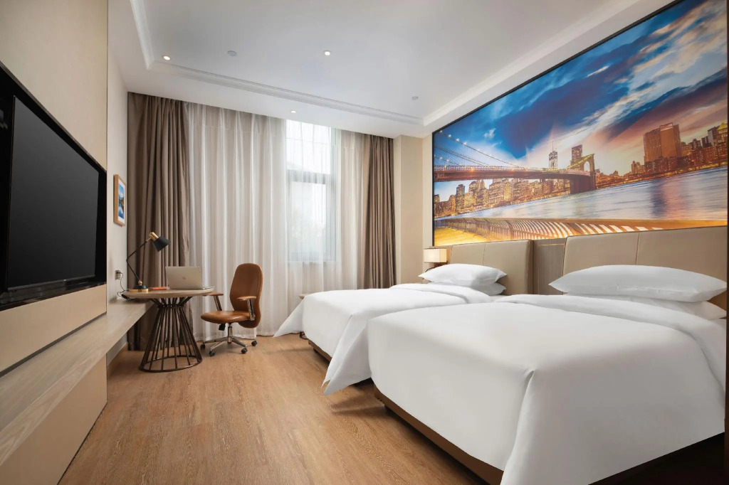 Vienna Hotel (Nanjing Maigao Bridge Subway Station Branch)