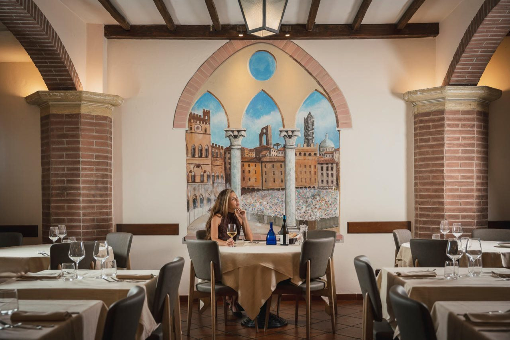 Hotel Athena