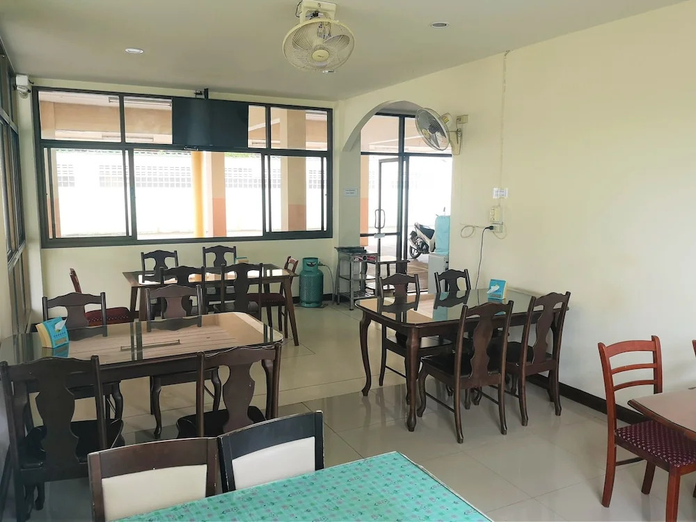 Tonkhoon Hotel