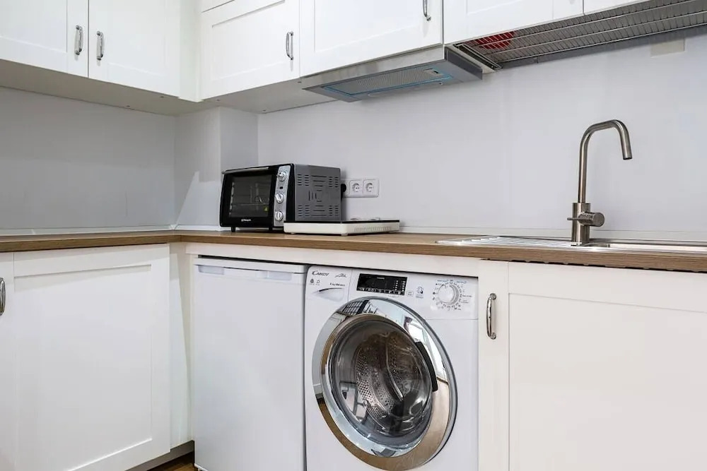 Cozy Studio in Central Madrid - 4mins to Metro