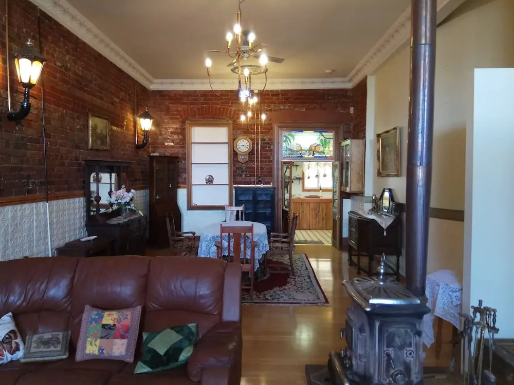 Boulder Lodge