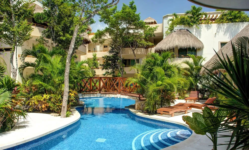Bello Village 2 Bedroom Penthouse sleeps 5